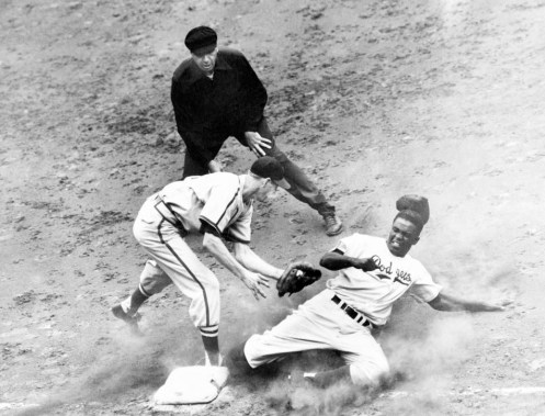 jackie robinson in 1950 stealing 3rd