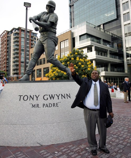 Tony Gwynn Statue